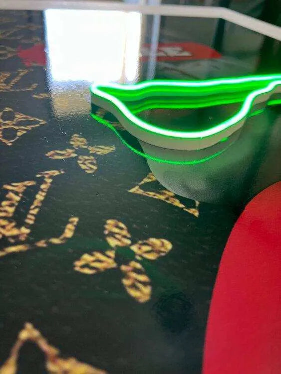 Joker Neon LED Metal Poster â Iconic Villain Wall Art for Fans & Collectors - TURTLEWINGS