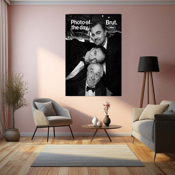 Cannes Festival Moment – Leonardo DiCaprio, Quentin Tarantino & Robert De Niro | Black & White Classic Metal Frame - TURTLEWINGS 