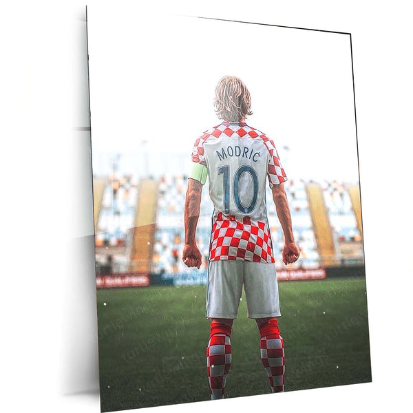 Luka Modrić #10 – Croatia National Team Back Pose Metal Frame | Iconic Midfielder Wall Art - TURTLEWINGS 