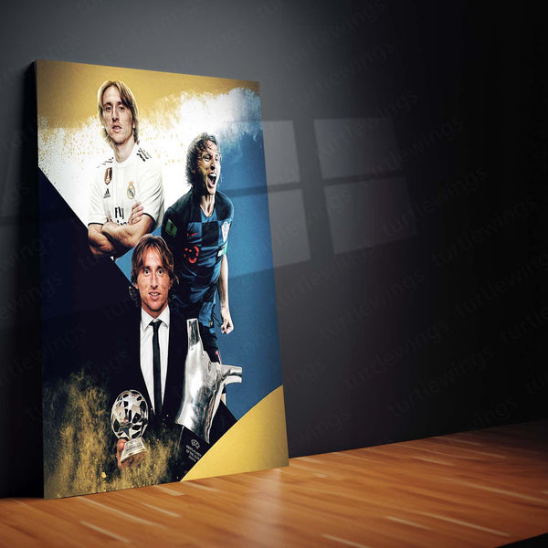 Luka Modrić – Real Madrid & Croatia Collage Metal Frame | 3-Photo Tribute Poster - TURTLEWINGS 