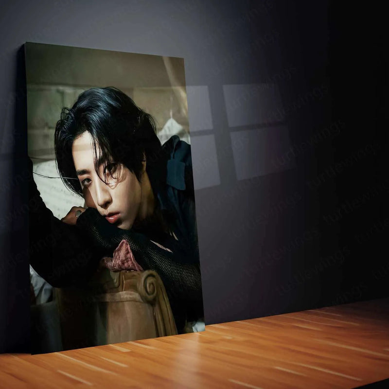 Han Jisung Metal Poster – Stray Kids Rap Genius & Charismatic Performer Wall Art for STAYs - TURTLEWINGS 