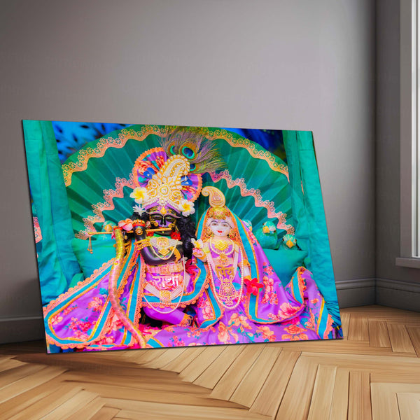 Shri Ji Shringaar – Radha Keli Kunj Spiritual Metal Frame | Divine Wall Art 04 - TURTLEWINGS 