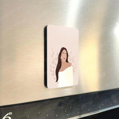 Minimalist Women Portraits – Set of 3,5 & 8 Fridge Magnets