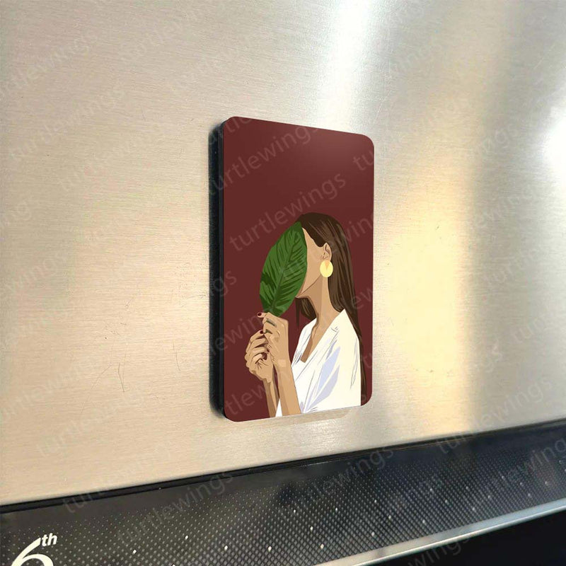 Minimalist Women Portraits – Set of 3,5 & 8 Fridge Magnets