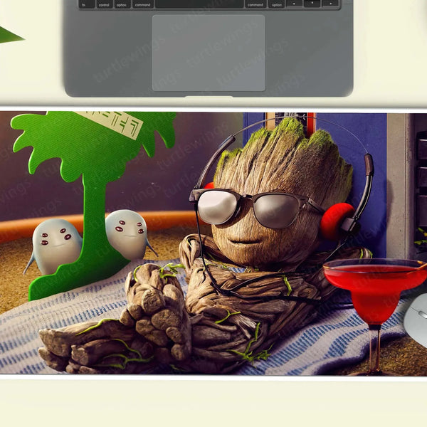 Groot-Chilling Deskmat - TURTLEWINGS 